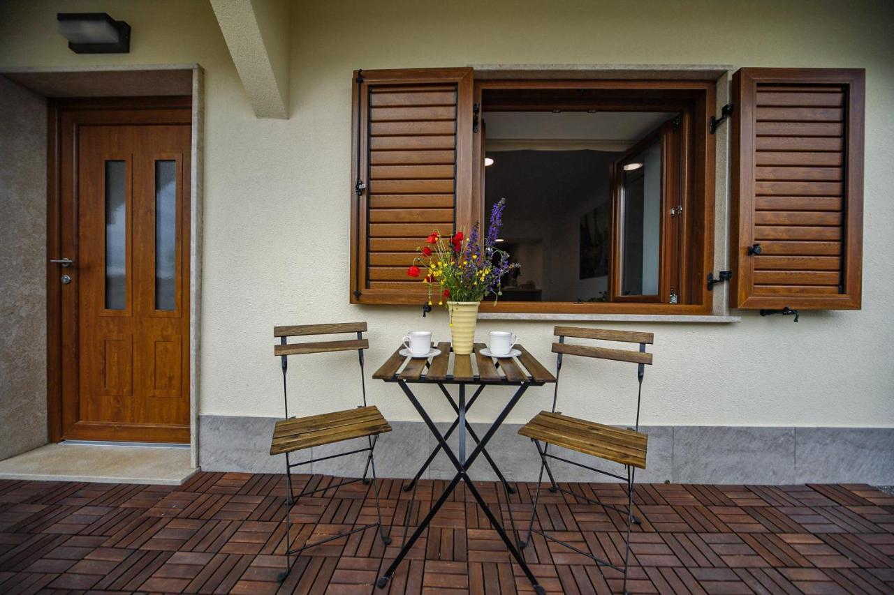 Casa Tilia Villa Sapjane Eksteriør bilde