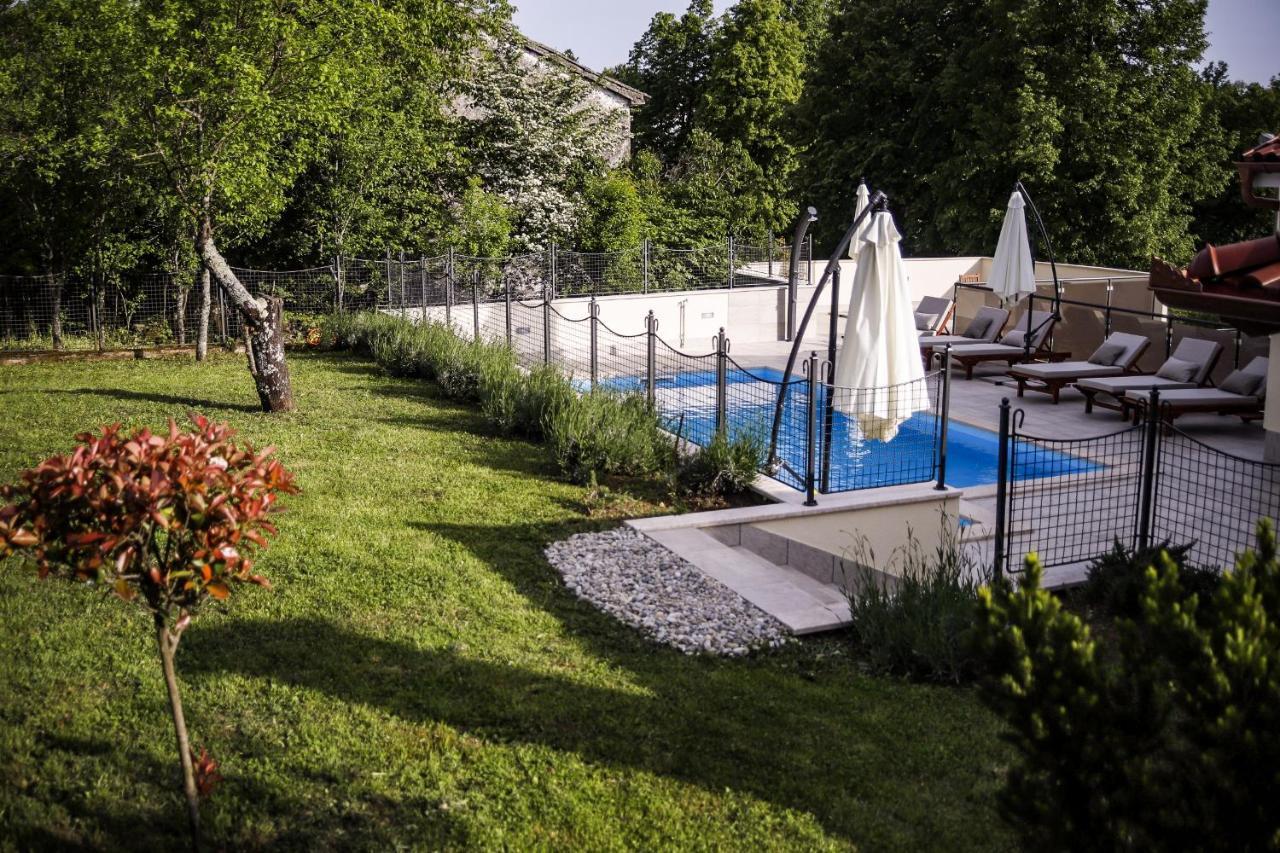 Casa Tilia Villa Sapjane Eksteriør bilde